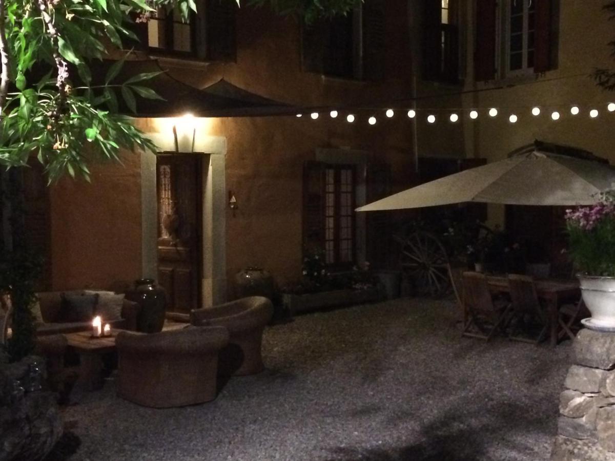 Le Val D'Ailleurs Acomodação com café da manhã Jausiers Exterior foto