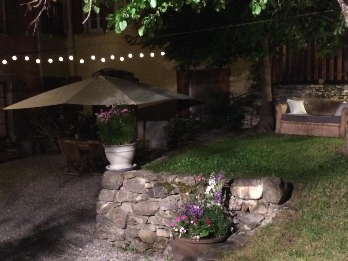 Le Val D'Ailleurs Acomodação com café da manhã Jausiers Exterior foto