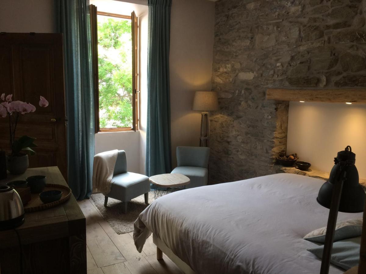 Le Val D'Ailleurs Acomodação com café da manhã Jausiers Exterior foto